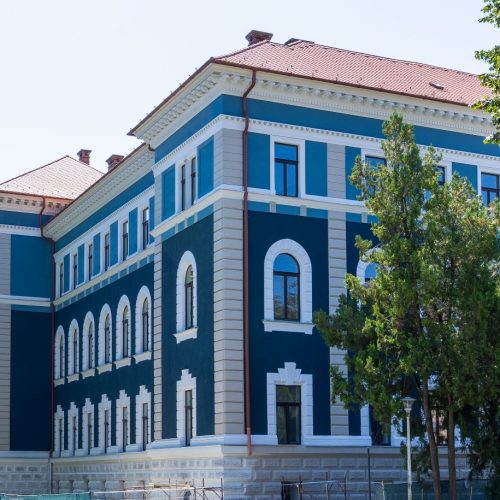 Tribunalul Hunedoara suspendă activitatea începând cu 27 august 2025, ca reacție la proiectul de lege privind pensiile de serviciu ale magistraților