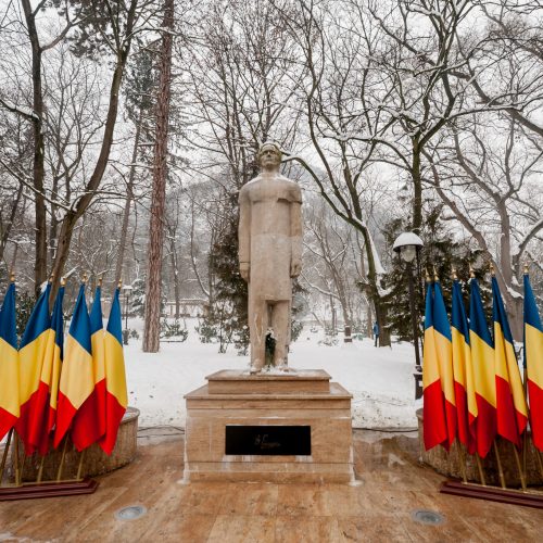 Eminescu, voievodul stelar